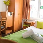 エッシュボルナー ホフ ホテル 3*