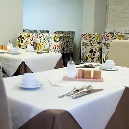 호텔 에슈보머 호프 3*